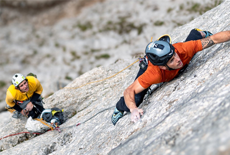 Leo-Ghezza_-Climbing